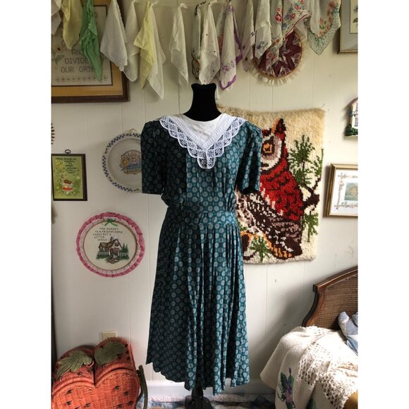 80's VTG Stuart Alan Petites green geometric patterned lace midi length day dres - Picture 1 of 5